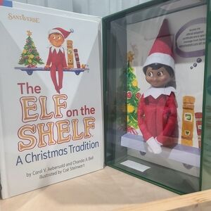 Elf on the Shelf Christmas Tradition Set - Red